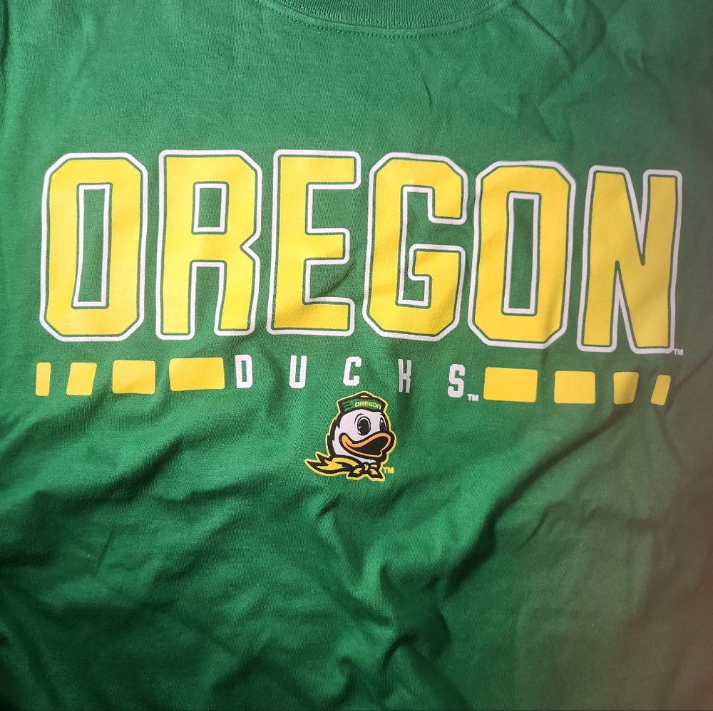 NWT Men's Oregon Ducks Captivating T-Shirt - Picture 2 of 5